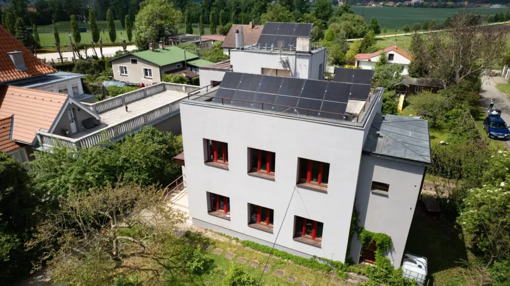 Balkon-Solaranlage: Die größten Risiken